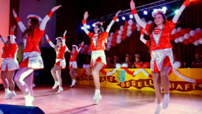 13. Benefizgala der Hettstedter Karnevalisten: Wird die 40.000-Euro-Marke in Helfta geknackt?