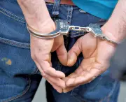 33-Jähriger flüchtet vor Polizei: Drogen in Mikrowelle versteckt - Prozess am Landgericht