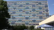 Abriss von DDR-Hochhaus in Neubrandenburg sorgt für Unmut bei Bürgern