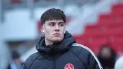 Bayern-Talent Javi Fernández wartet auf sein Debüt: Trainer Klose verspricht: „Seine Zeit wird kommen!“