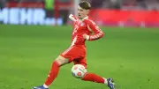 Bayern-Talent Lennart Karl feiert 18. Geburtstag und erhält Profivertrag bis 2029