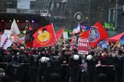 Über 3.000 Demonstranten protestieren gegen Höcke-Auftritt in Dortmund