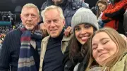Boris Becker und Johannes B. Kerner beim Eishockey: Promi-Treffen bei Olympia in Mailand