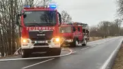 Bundesstraße 197 bei Neubrandenburg voll gesperrt - Feuerwehren im Dauereinsatz gegen Wassermassen