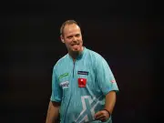 Darts-Sensation: Max Hopp vollführt furiose Aufholjagd gegen Top-Star
