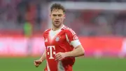 Eberl kritisiert Kimmichs Harakiri-Pass: Bayern-Sieg fast verspielt