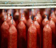 Eberswalder Wurstwerk schließt: 500 Jobs weg - Geringe Abfindungen lösen Empörung aus