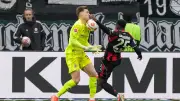 Eintracht Frankfurt: Verletzungsdrama vor Riera-Party - Nächster Star droht Ausfall