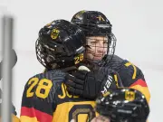 Eishockey-Olympia: Sieg nach Overtime-Krimi, aber Viertelfinale weiter ungewiss