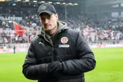 Fußball-Bundesliga: St. Paulis Blessin vor Kellerduell gegen Bremen