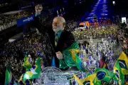 Karneval in Rio: Lula-Hommage löst politische Debatte über Wahlwerbung aus