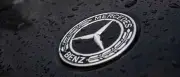 Mercedes-Benz verzeichnet 2025 dramatischen Gewinneinbruch von fast 50 Prozent