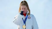 Mikaela Shiffrins emotionale Gold-Medaille: Tränen statt Triumph im Olympia-Slalom