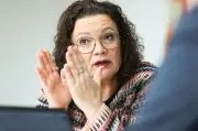 Nahles warnt: Demografischer Wandel verschärft Fachkräftemangel trotz Arbeitslosigkeit