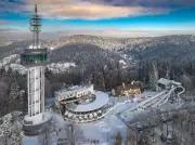 Neuer Aussichtsturm in Krynica-Zdrój: Nervenkitzel mit Glasboden in Polens Bergen