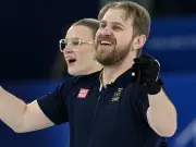 Olympia-Gold im Curling-Mixed: Schwedisches Geschwisterduo Wrana triumphiert in Italien