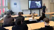 Polizei Brandenburg wirbt aktiv um Nachwuchs: Berufsberatung in Prenzlauer Gymnasium
