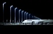 Schneechaos am Münchner Flughafen: 500 Passagiere verbringen Nacht in Flugzeugen