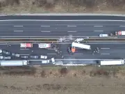 Schwerer Unfall auf A7 bei Seesen: Drei Schwerverletzte nach Massenkarambolage