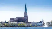 Schweriner Dom: Ein mittelalterlicher Backstein-Wolkenkratzer mit atemberaubendem Blick