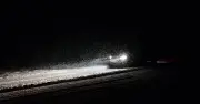 Skifahrer lässt sich von Auto ziehen: Polizei stoppt gefährliches Drift-Manöver in Gilching