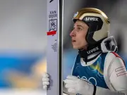 Skispringen-Drama bei Olympia 2026: Medaillenanwärter Tschofenig disqualifiziert
