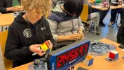 Speedcubing-Premiere in Schwerin: Mecklenburg-Vorpommerns erste Zauberwürfel-Meisterschaft