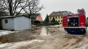 Tauwetter und Regen: Straßen in der Müritzregion stehen unter Wasser