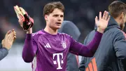Torwart-Analyse: Was Urbig dem jungen Manuel Neuer voraus hatte