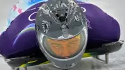 Ukrainischer Skeleton-Pilot trotzt IOC-Verbot mit Helm für gefallene Sportler