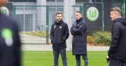 VfL Wolfsburg: Einlauf mit VW-Arbeitern statt Kindern im Abstiegskampf-Duell
