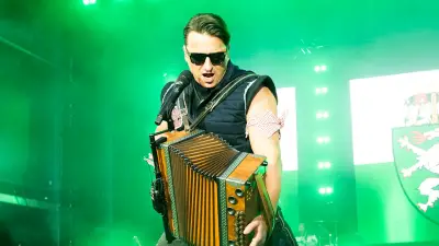 Andreas Gabalier kehrt nach sechsmonatiger Pause zurück: Offene Worte über Notbremse und Neuanfang