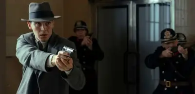 ARD-Serie 'Sternstunde der Mörder': Nazi-Terror in Prag und blasse Figuren