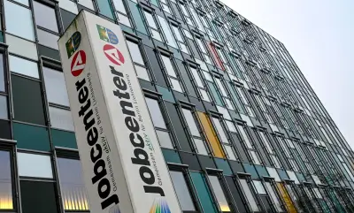 Berliner Arbeitsmarkt: Leichter Rückgang der Arbeitslosigkeit im März