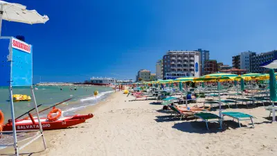 Bis zu 500 Euro Bußgeld: Italienische Stadt Pesaro verbietet Rauchen an Stränden