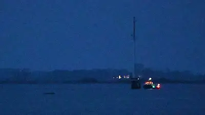 Buckelwal Timmy in Wismarer Bucht: Polizeischutz für gestrandeten Meeressäuger