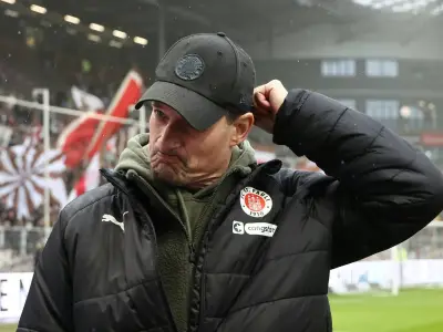 DFB verhängt 10.000 Euro Strafe gegen St. Pauli-Trainer Blessin nach Schiedsrichterkritik
