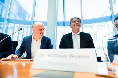 Erneute Kritik an Kulturstaatsminister Weimer wegen Eingriffen in unabhängige Jurys