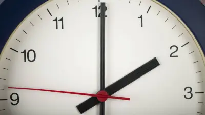 EU-Abgeordnete fordern Abschaffung der Zeitumstellung: Gesundheitsrisiken und Blockade im Rat