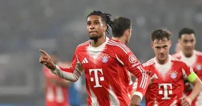 FC-Bayern-Star Michael Olise: Extravagante Mode sorgt bei französischer Nationalmannschaft für Aufsehen