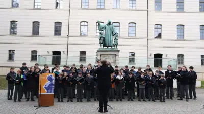 Francke-Fest in Halle: Gedenkstunde mit besonderem Geburtstagsständchen für Stiftungsgründer