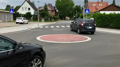 Güstrow: Umfangreiche Straßensanierung führt zu Verkehrseinschränkungen und Umleitungen