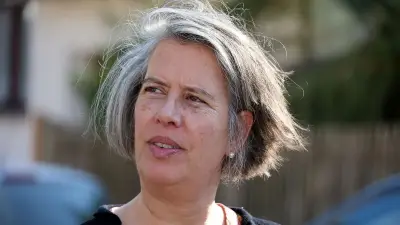 Häusliche Gewalt in Sachsen-Anhalt steigt bedenklich - Elektronische Fußfessel als Lösungsansatz