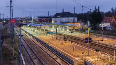 ICE-Halt in Neubrandenburg: Bahnsteigverlängerung ab 2028 geplant