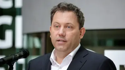 Klingbeil fordert Preisgrenzen für Sprit nach Luxemburger Vorbild statt Österreich-Modell