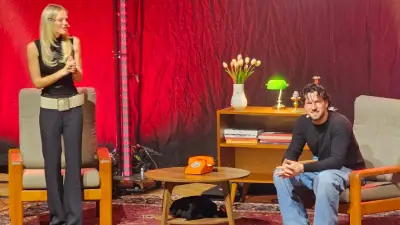 Laura Schmitts Podcast-Tour: Lady-Gaga-Performance, Hass-Kommentare und Teenager-Sünde