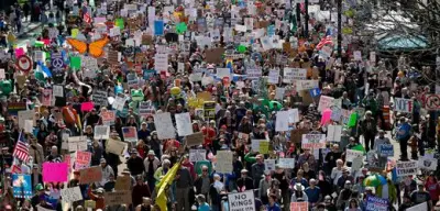 Massenproteste gegen Trump: »No Kings«-Bewegung erreicht alle 50 US-Bundesstaaten