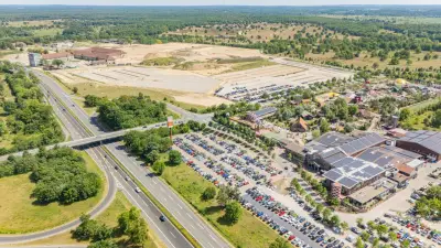 Mega-Resort 'Karls Welt' vor Berlin: Erdbeer-König plant 4000 Betten und Sternwarte