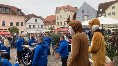 Ostermarkt in Ueckermünde: Frühlingsfest mit Musik, Markt und Flohmarkt am Haff