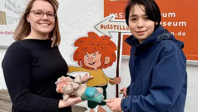 Pumuckl-Skulptur in Landshut erneut zerstört - Praktikantin rettet Kultfigur
